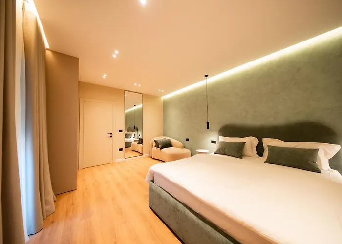 Dea's Blloku 地拉那