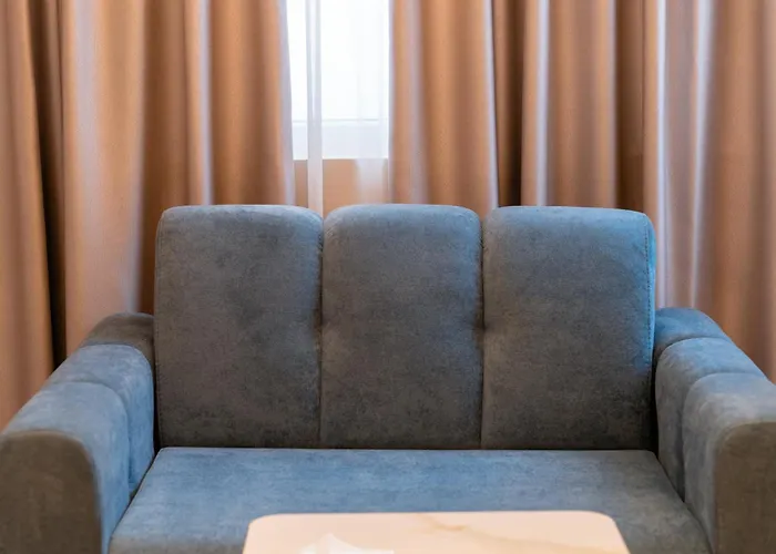 Dea's Blloku * 地拉那