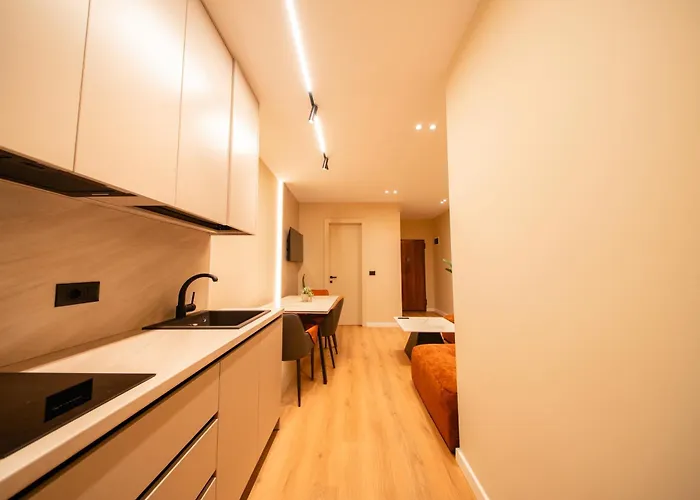 Dea's Blloku 地拉那